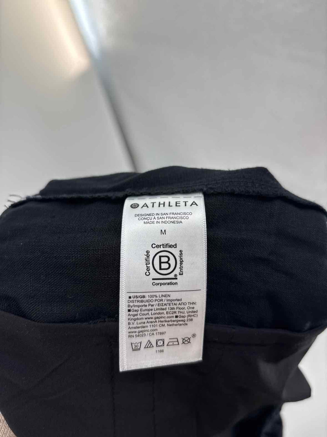 Size M Athleta Black Shorts