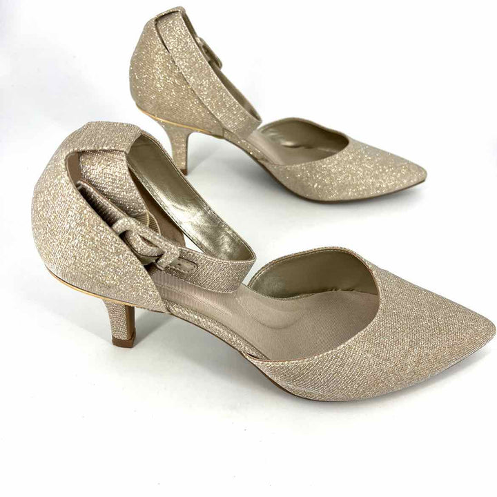 Shoe Size 9.5 Anne Klein Gold Pumps