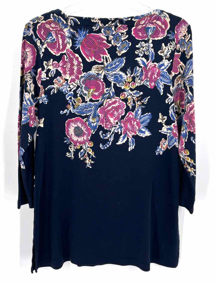 Size M Chico's Navy Knit Shirt