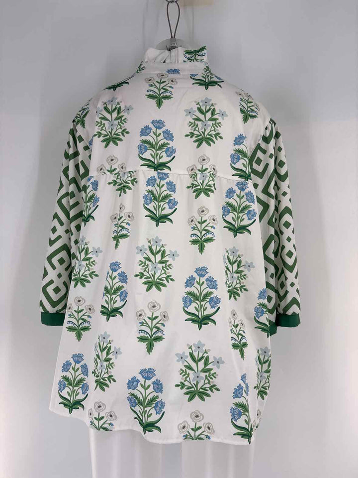 Size 2X White Print Shirt