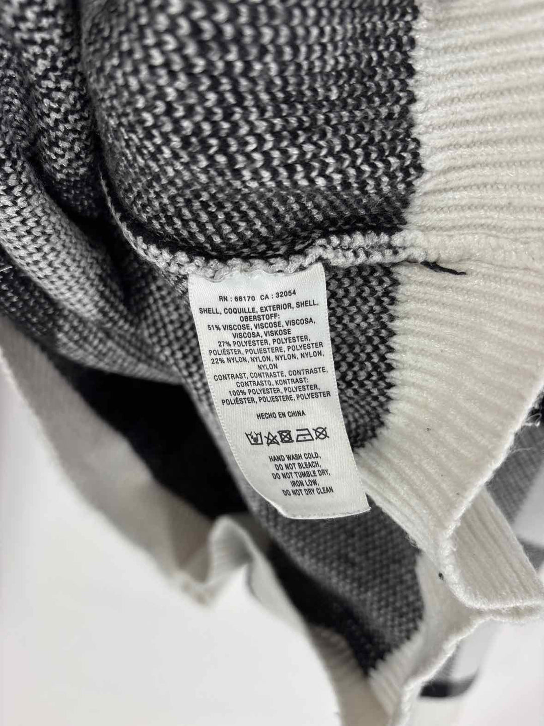 Size L Anthropologie Black/White Sweater