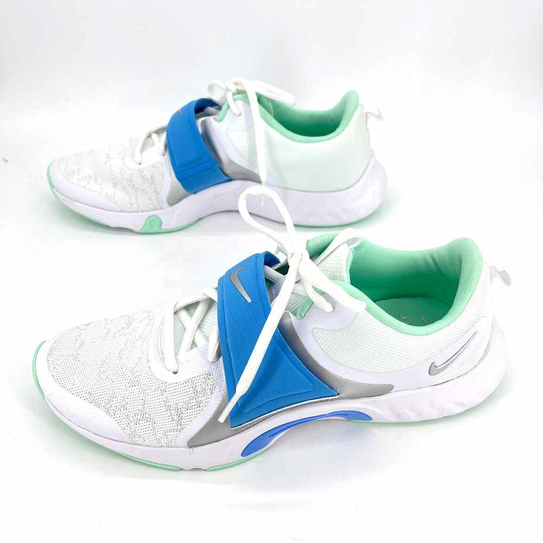 Shoe Size 9.5 Nike White Mesh Sneakers