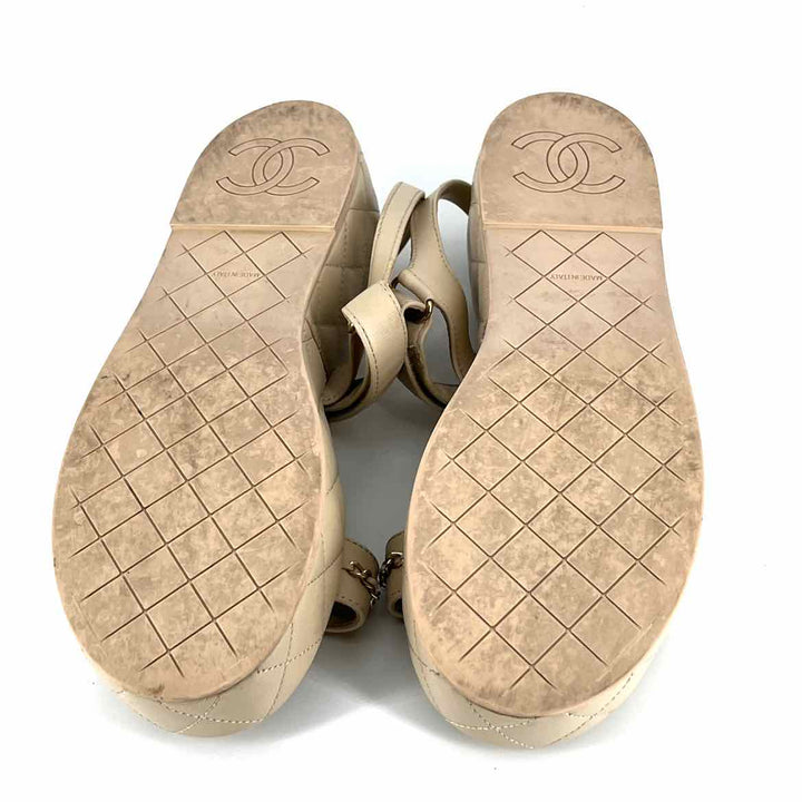 Shoe Size 40.5 Chanel Beige Quilted Sandals