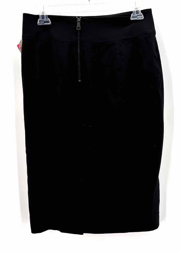Size 6 Burberry Black Luxury - Skirt