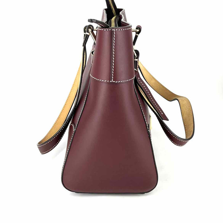 Dooney & Bourke Purse