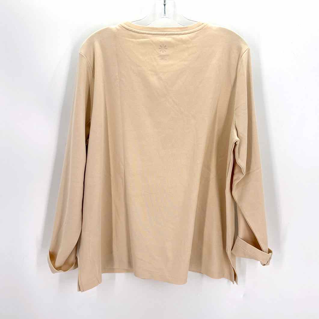 Size XL SUSAN GRAVER Cream Shirt