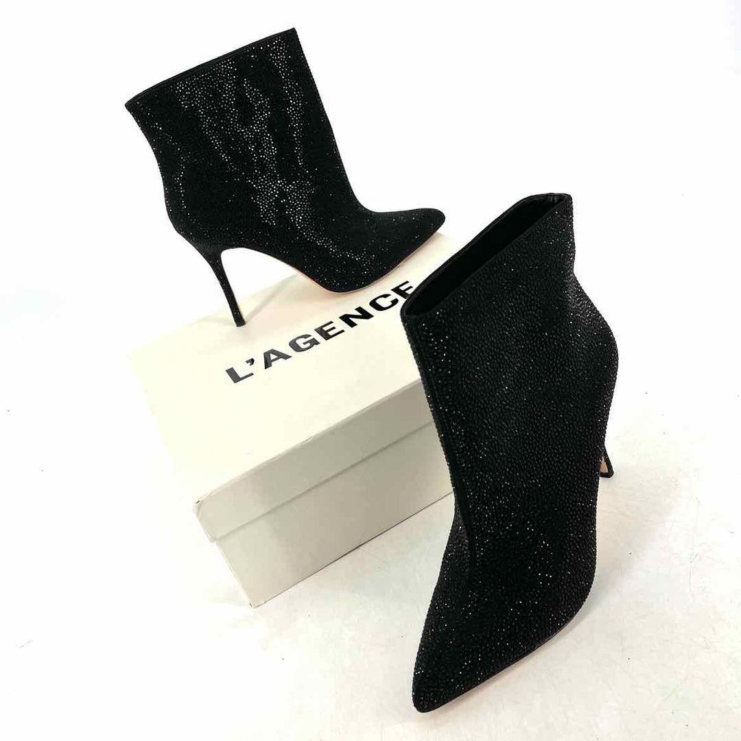 Shoe Size 10 Black Boots