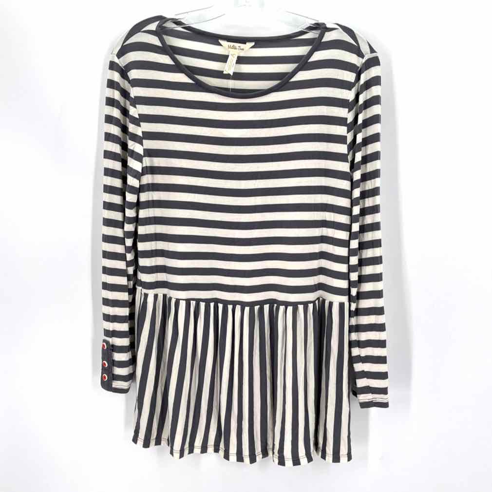 Size M MATILDA JANE Gray Shirt