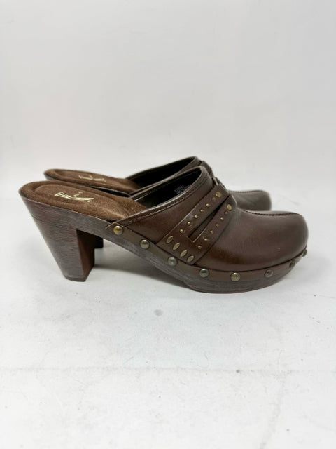 Shoe Size 8 Brown Pumps