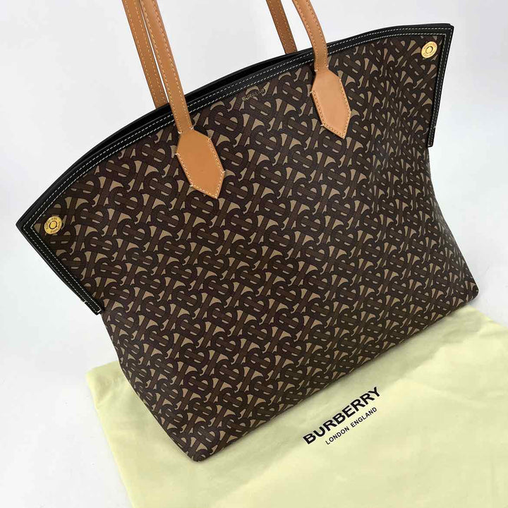 Burberry Luxury - Purse