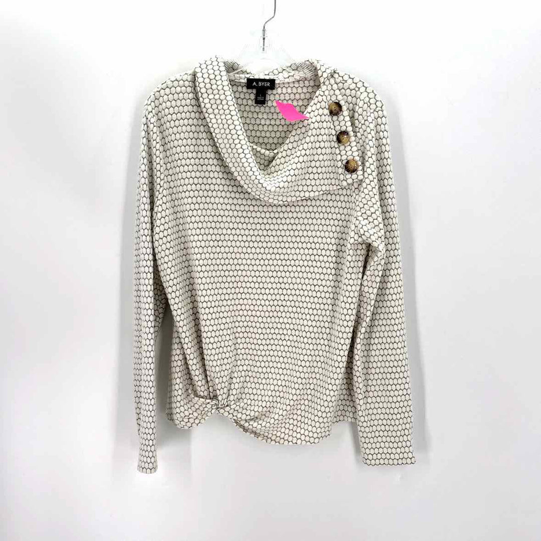Size L Cream Quilted Shirt