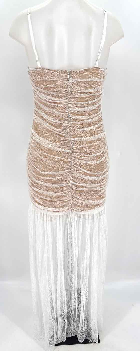 Size L White Dress