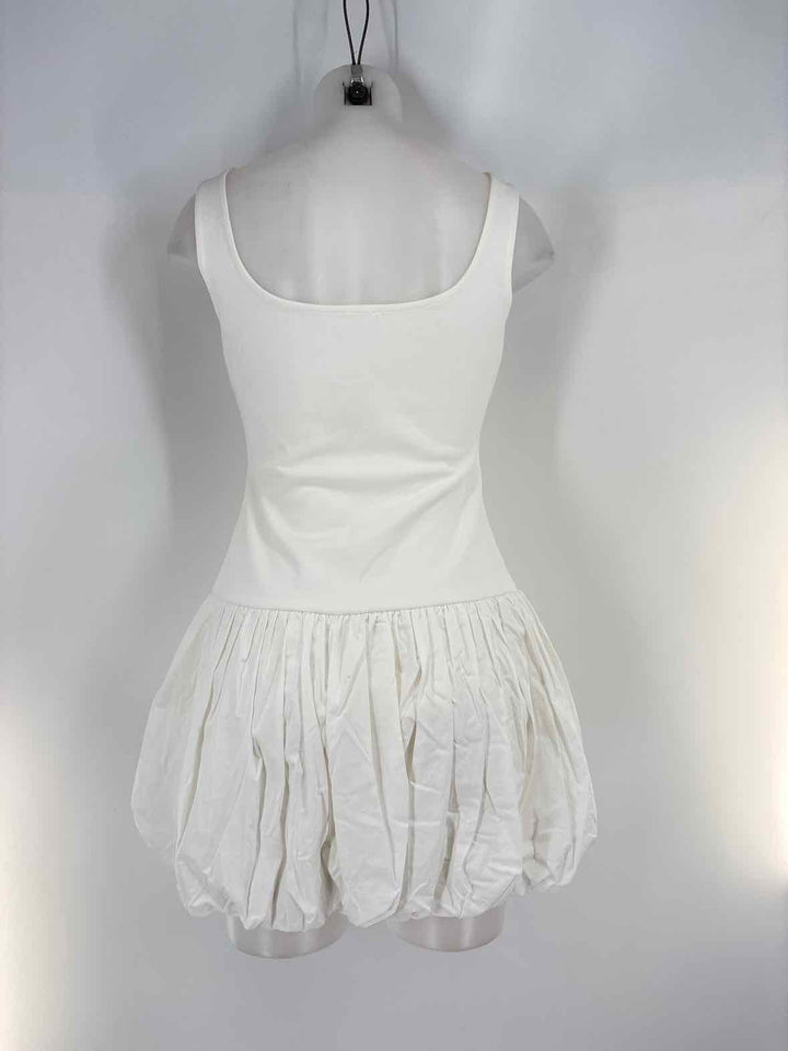 Size M White Dress