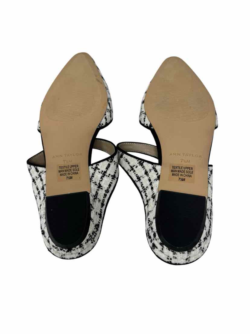 Shoe Size 7.5 Ann Taylor Cream Flats