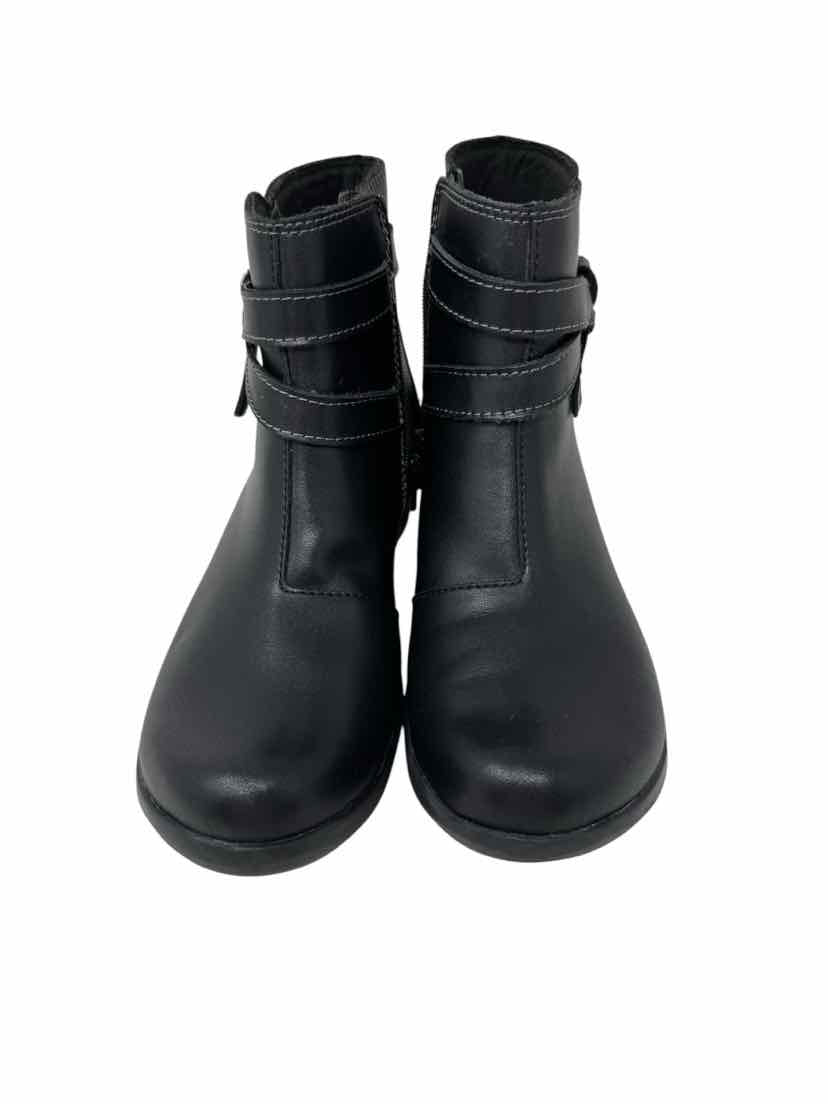 Shoe Size 8.5 CLARKS Black Leather Boots
