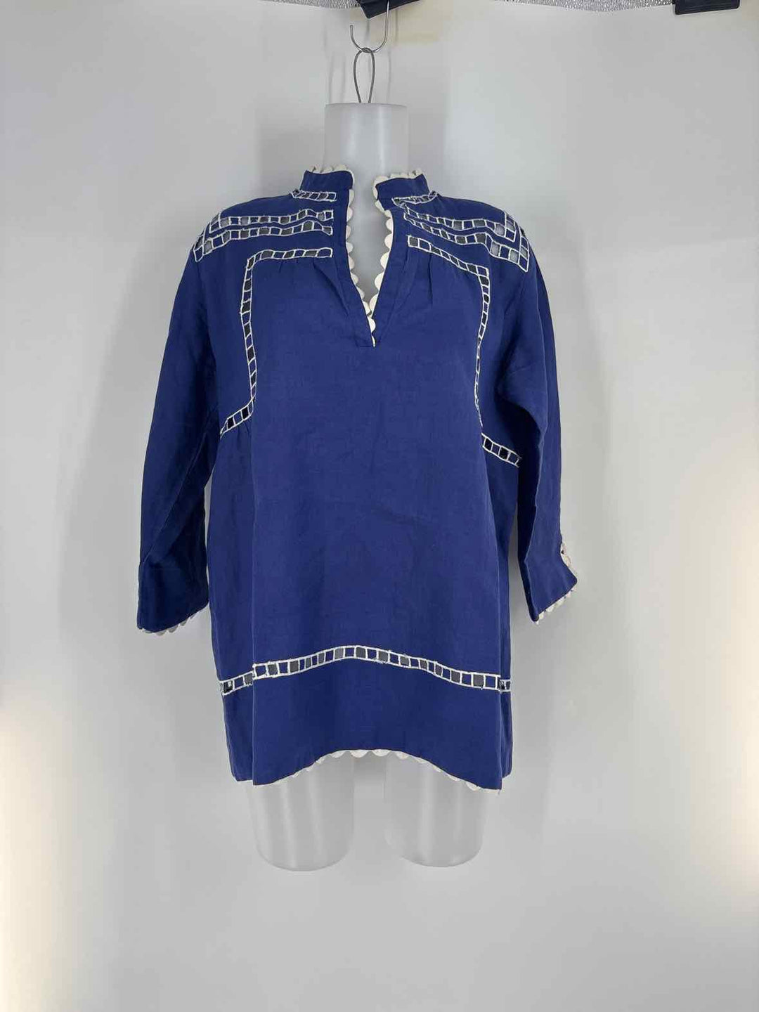 Size L Gretchen Scott Navy Shirt