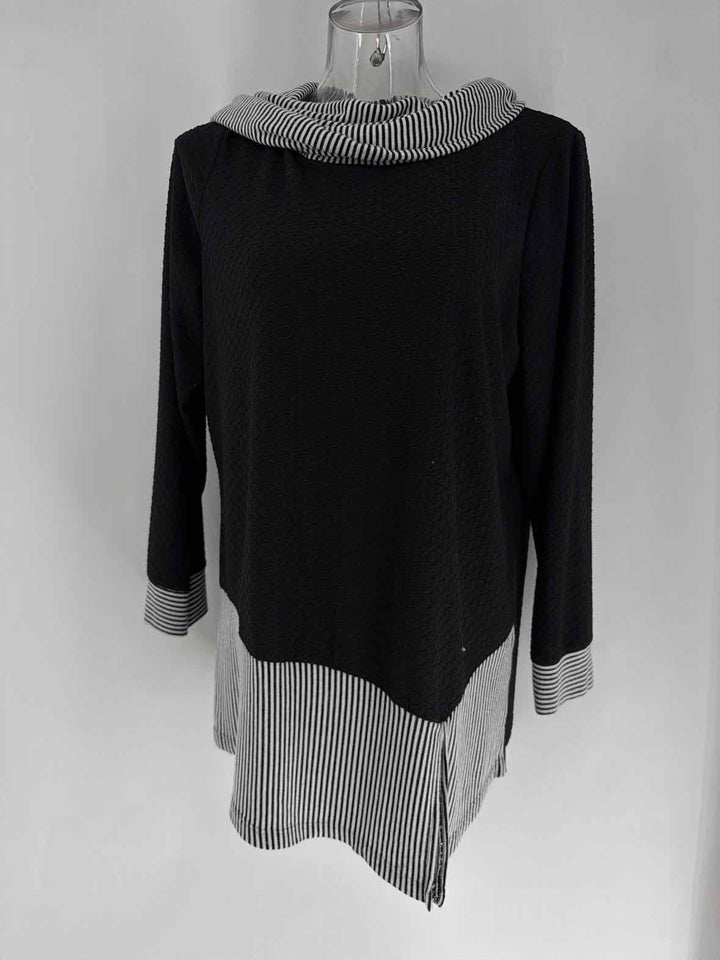 Size L Chico's Black Sweater