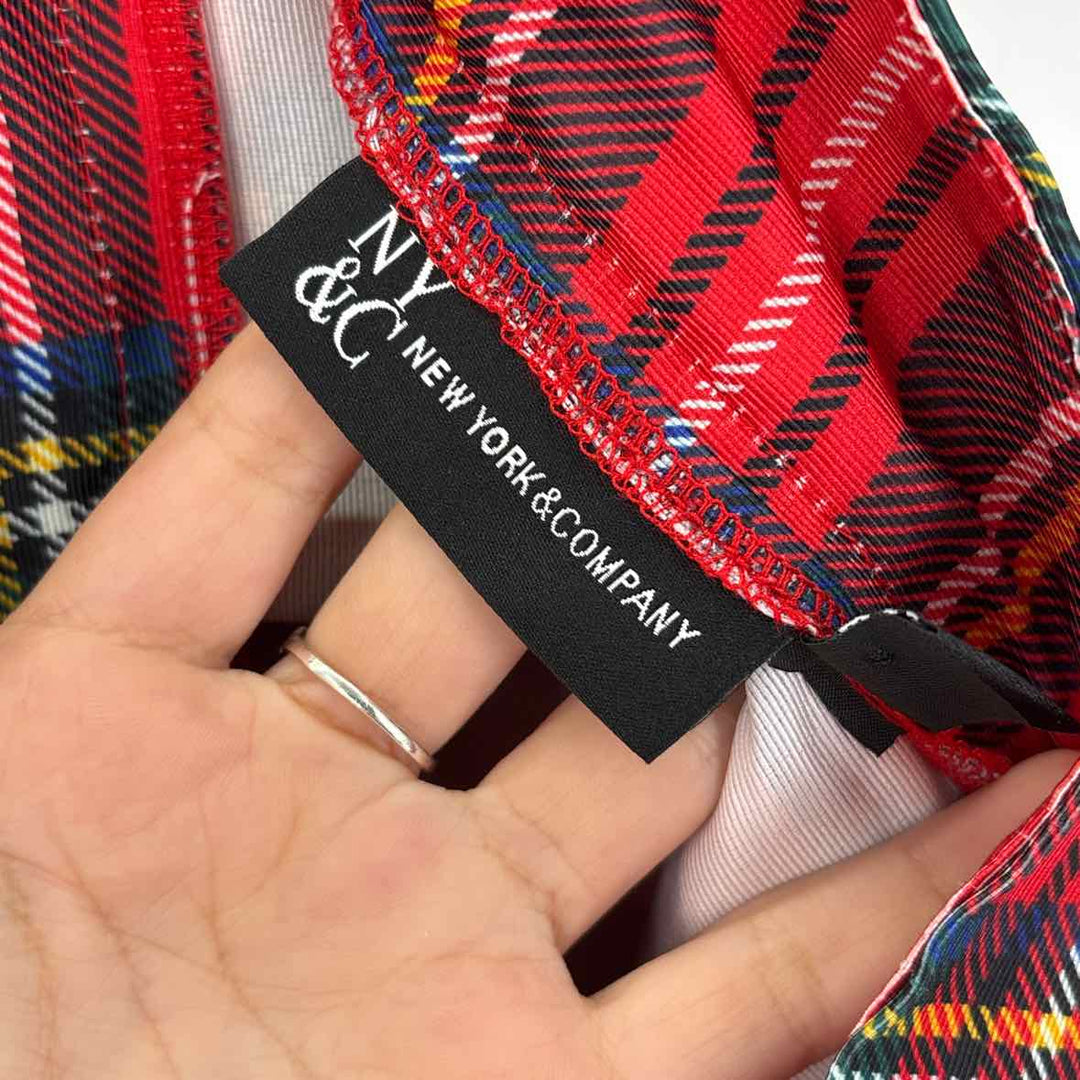 Size XL NY & CO Red Skirt