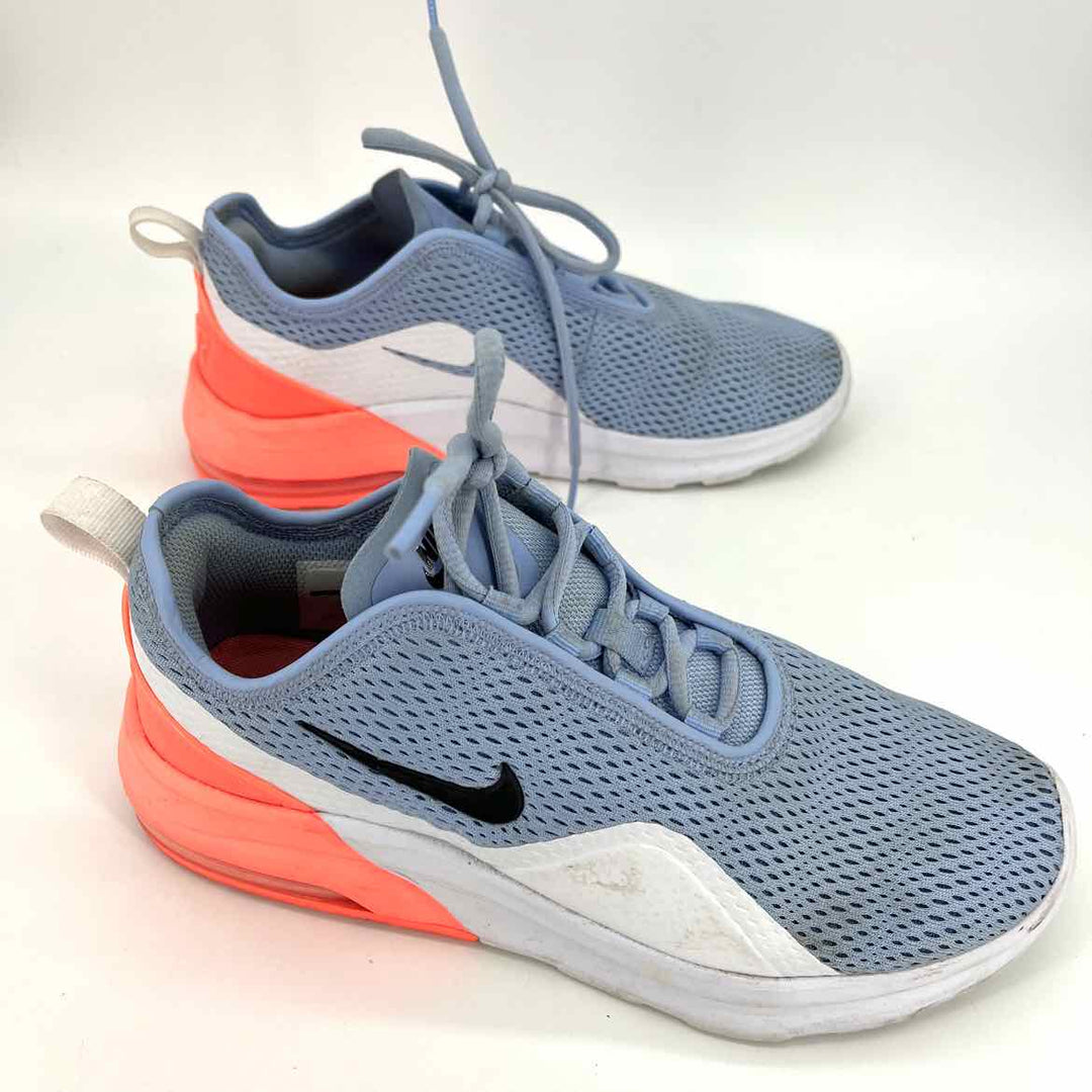 Shoe Size 8 Nike Light Blue Knit Sneakers