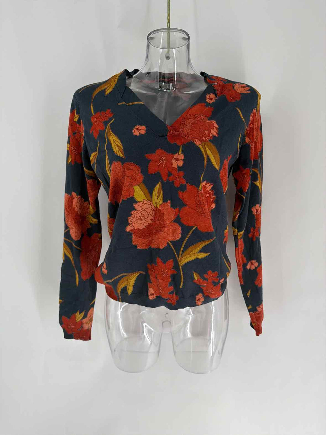 Size L DANIEL RAINN Navy Sweater