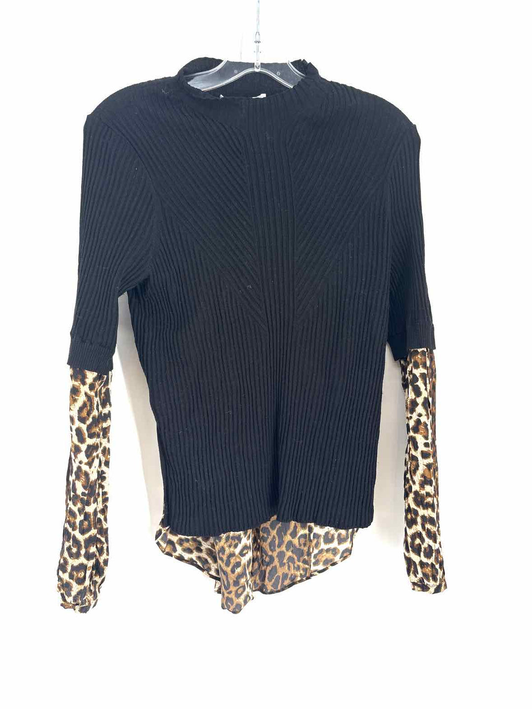Size M VERONICA BEARD Tan Sweater