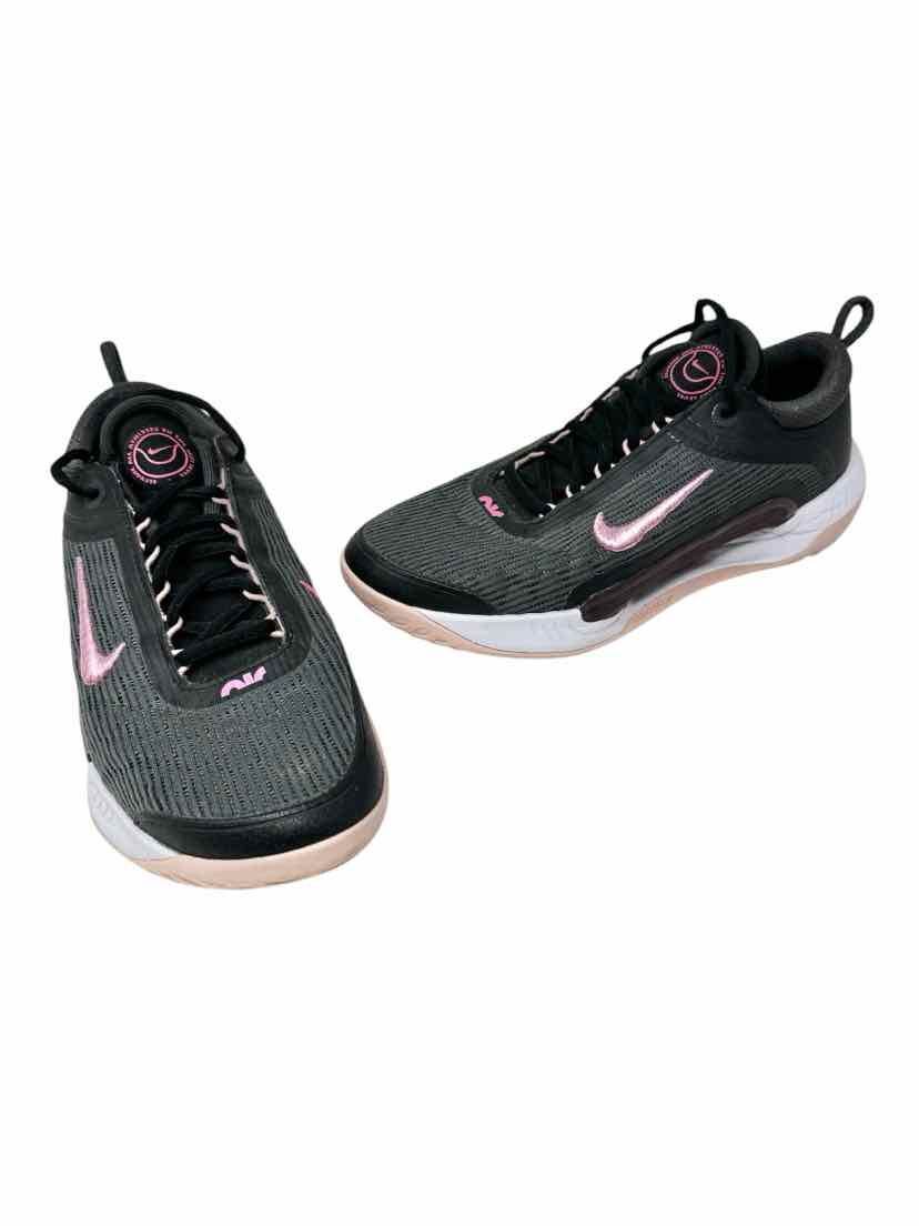Shoe Size 9.5 Nike Gray Sneakers