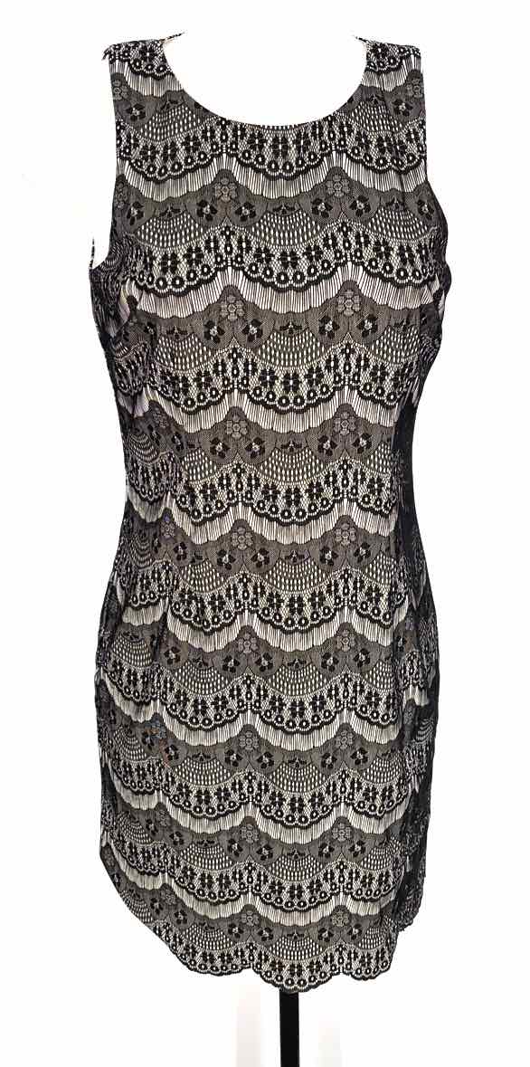 Size 6 Jessica Simpson Black/White Dress