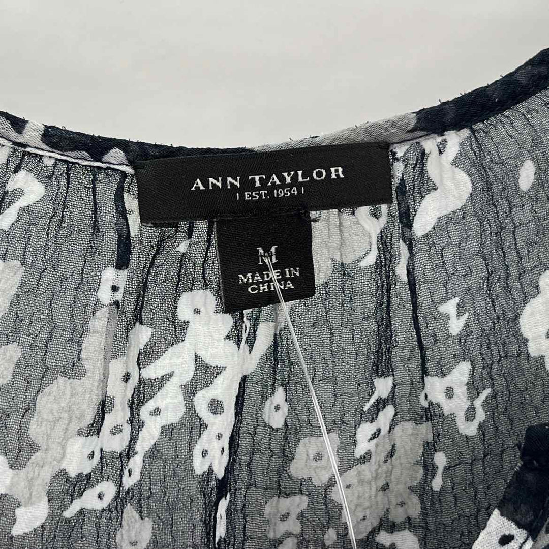 Size M Ann Taylor Navy Print Shirt