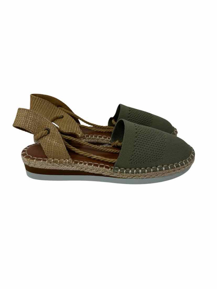 Shoe Size 7.5 CROWN VINTAGE Green Sandals