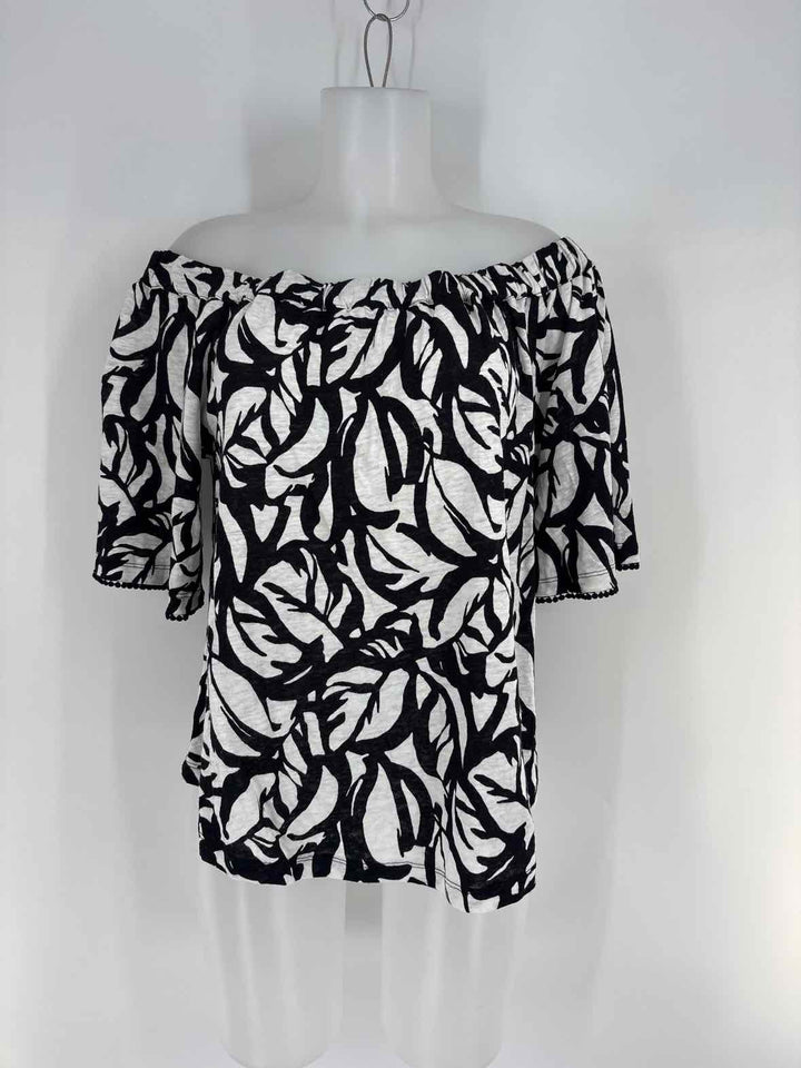 Size M Chico's Black Shirt