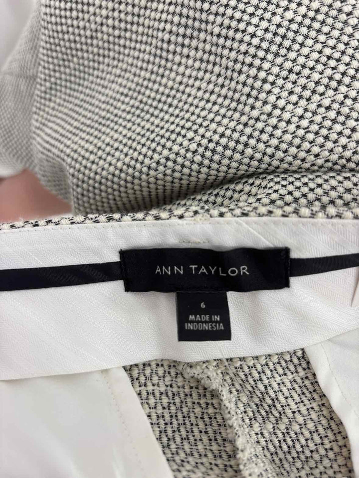 Size 6 Ann Taylor Cream Pants