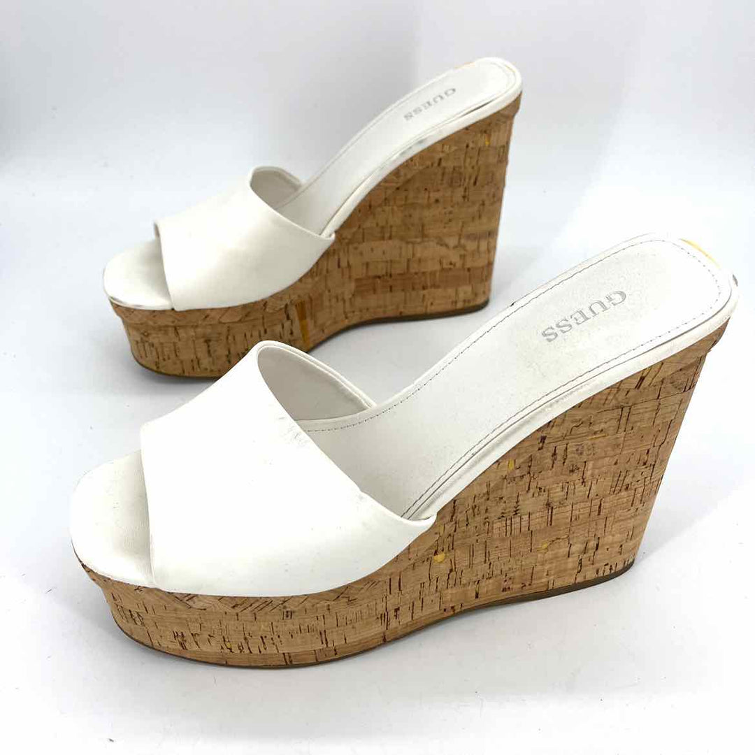 Shoe Size 9 GUESS White Faux Leather Heels