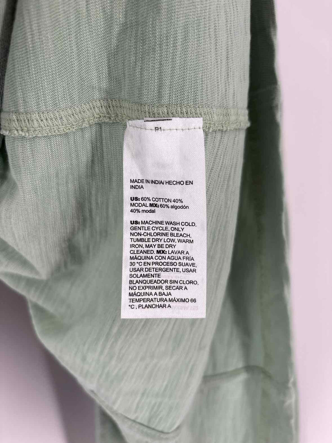Size M Chico's Green Sweater