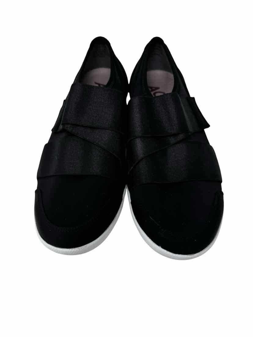Shoe Size 39 Black Sneakers