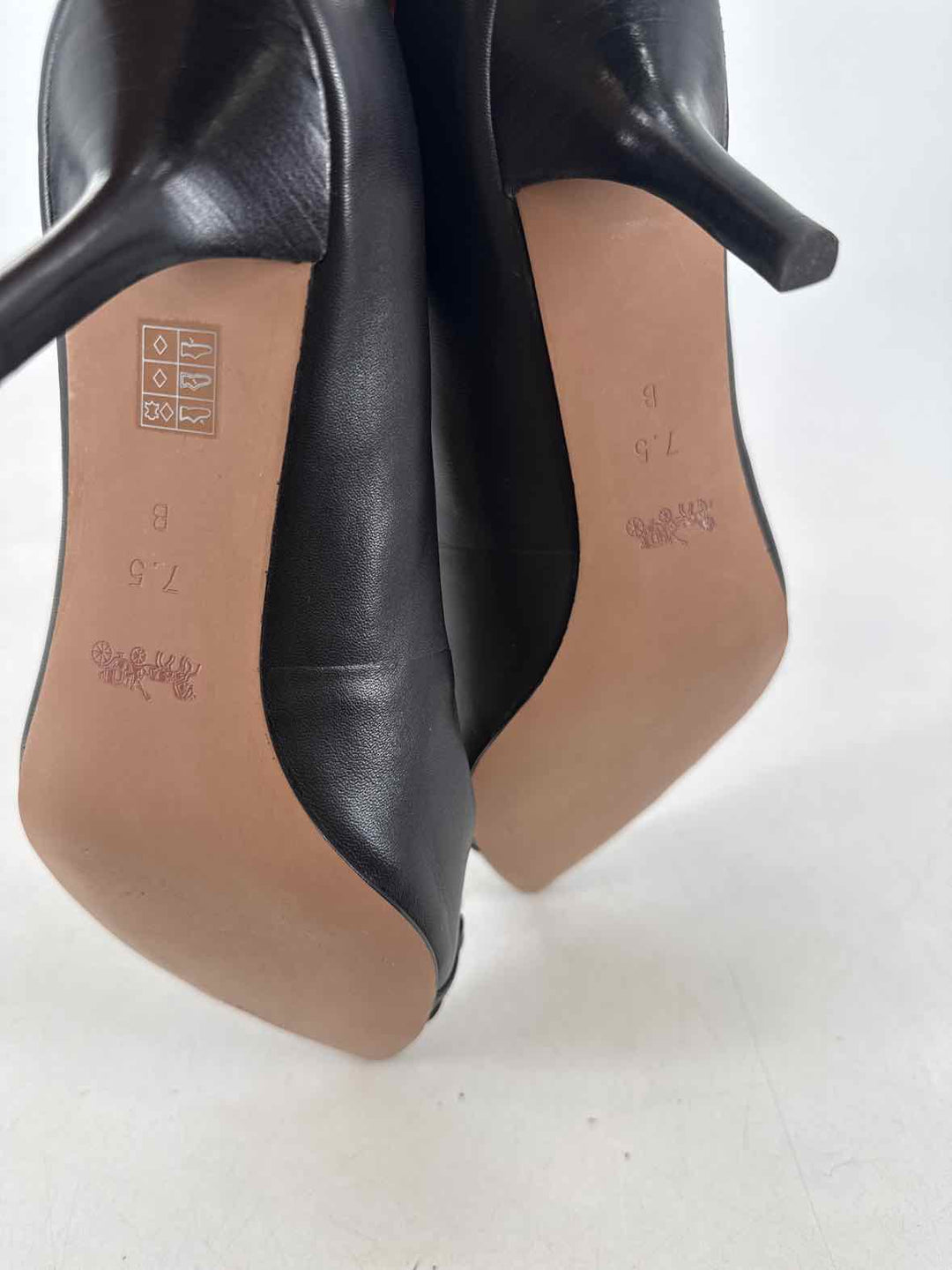 Shoe Size 7.5 Coach Black Pumps