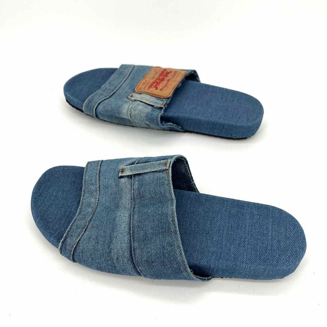 Shoe Size 8.5 Levi's Blue Denim Sandals