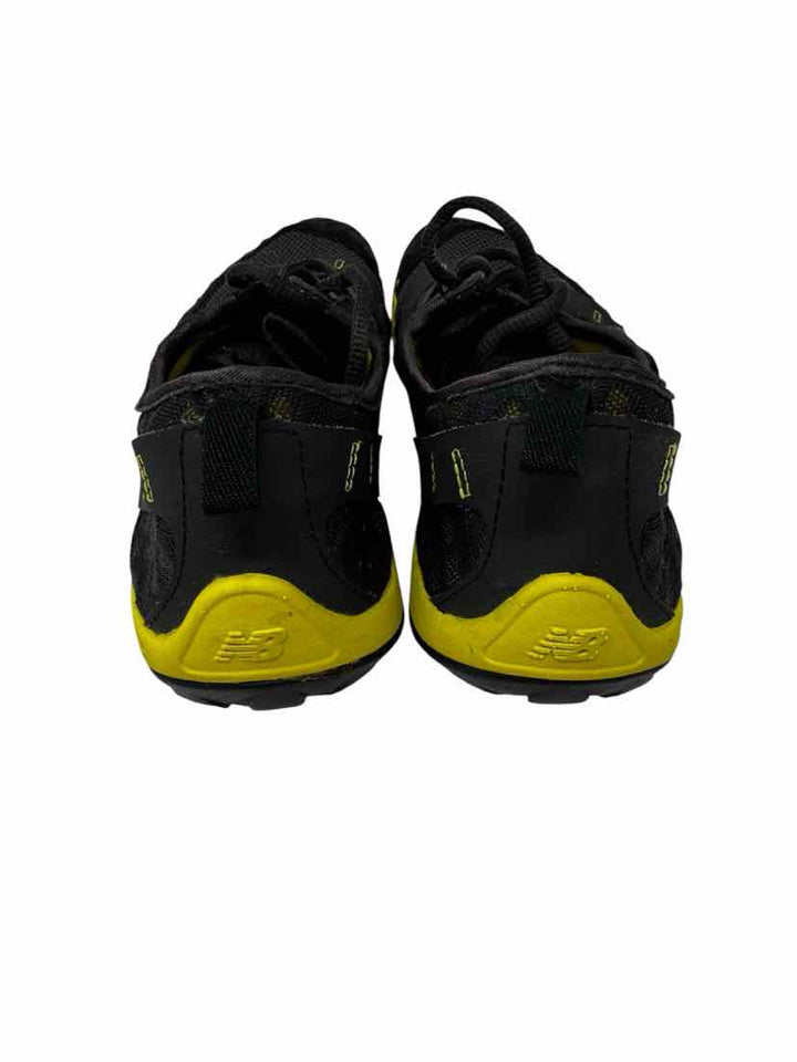 Shoe Size 8 New Balance Black Sneakers