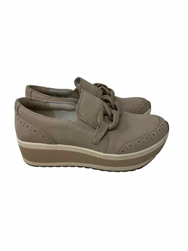 Shoe Size 8.5 Dolce Vita Tan Loafers