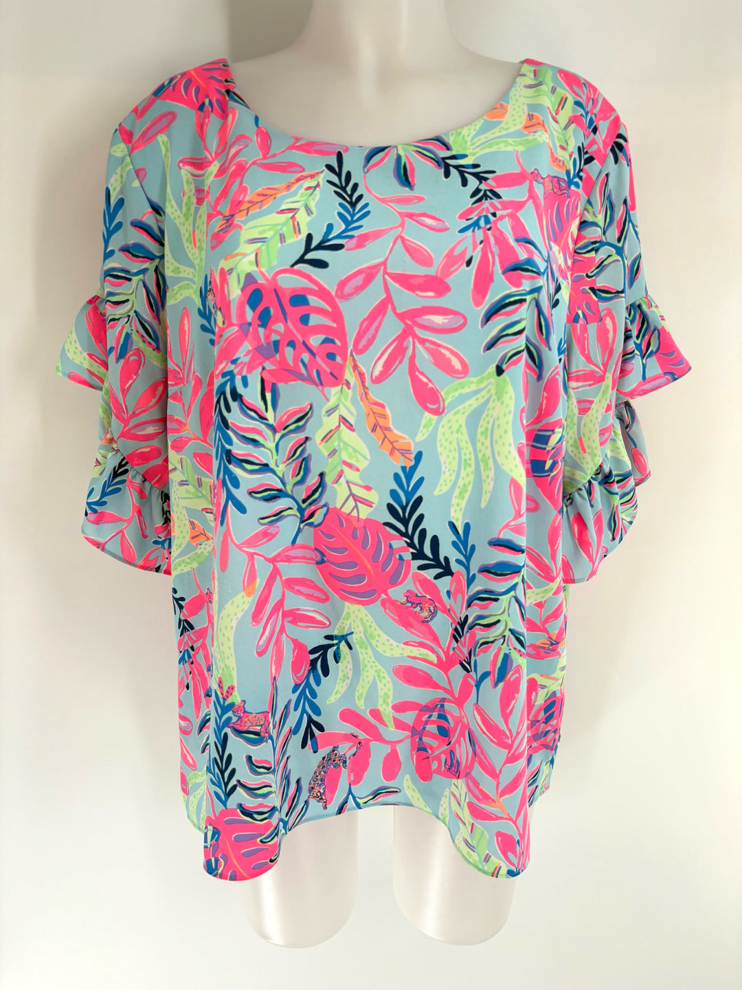 Size XL Lilly Pulitzer Multi-Color Shirt