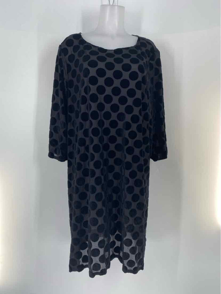 Size 1X BRYAN WALKER Black Velour Dress