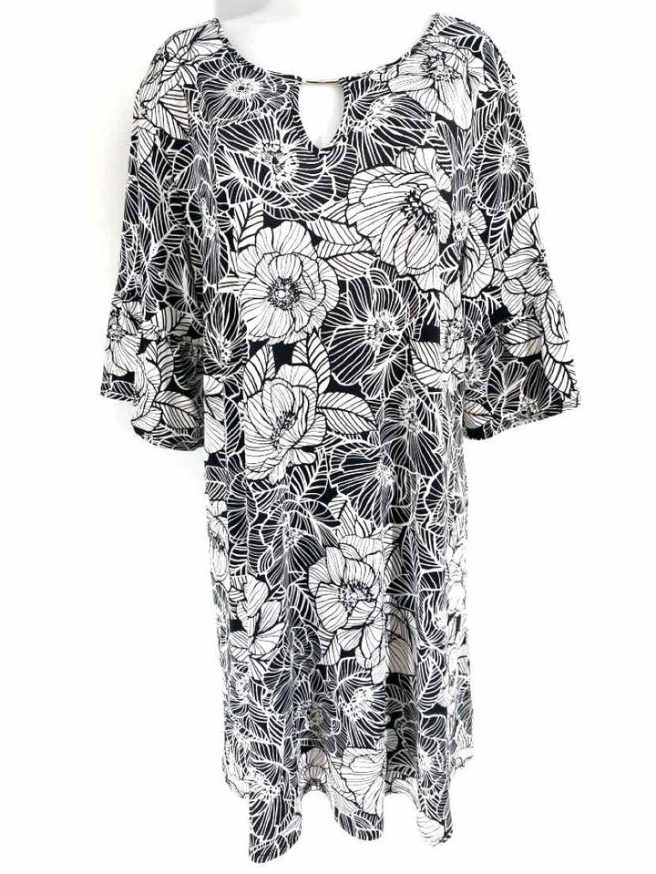 Size 1X Ruby Rd Black/White Dress