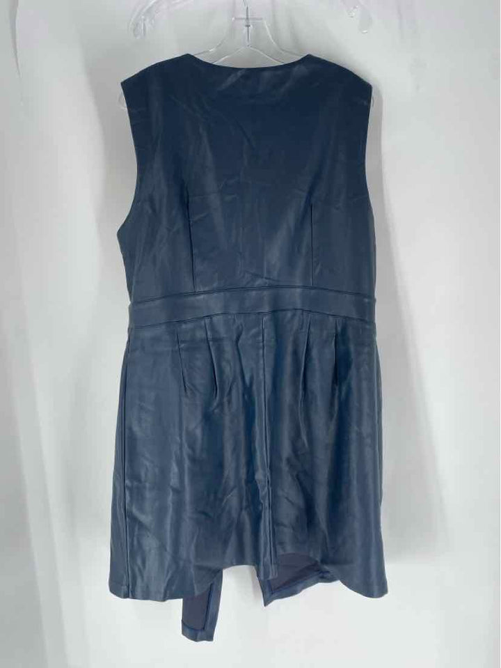 Size 18 ELOQUII Navy Vest