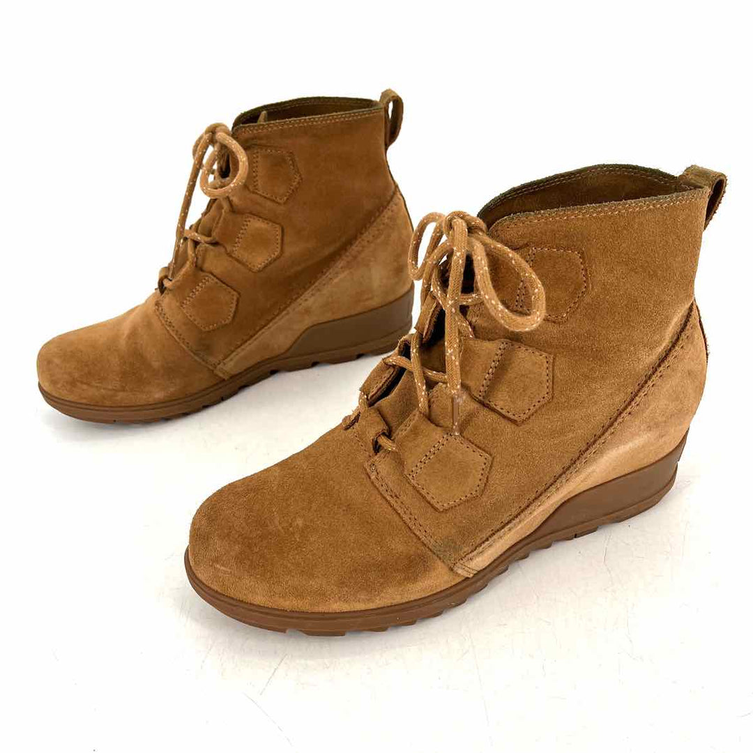 Shoe Size 10 Sorel Camel Suede Boots