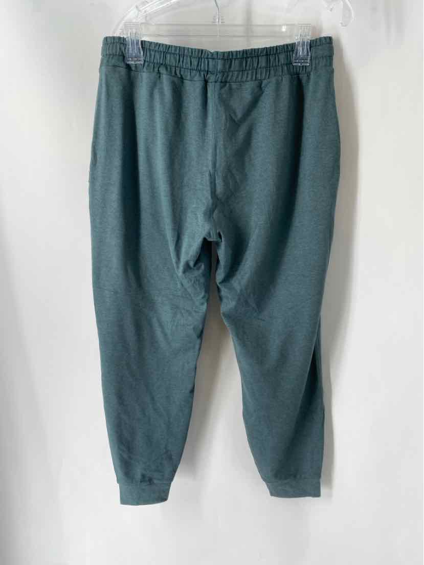 Size M VUORI Green Pants