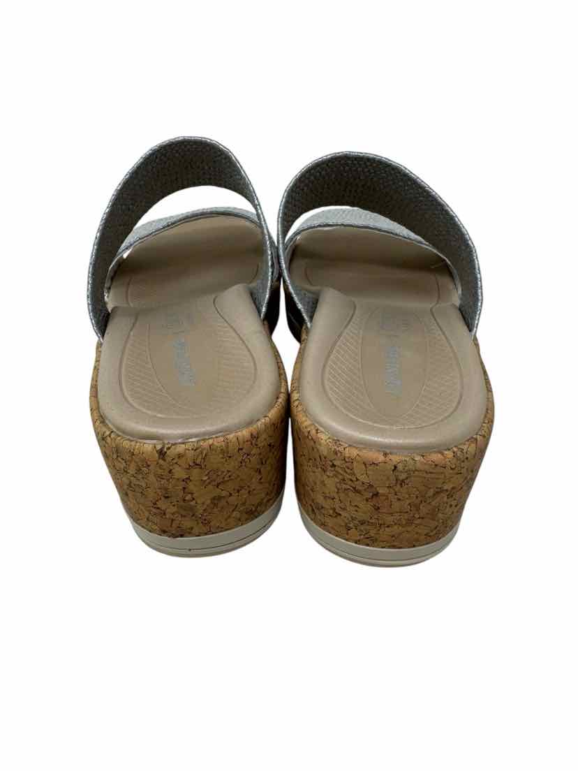 Shoe Size 7 LIFESTRIDE Silver Sandals