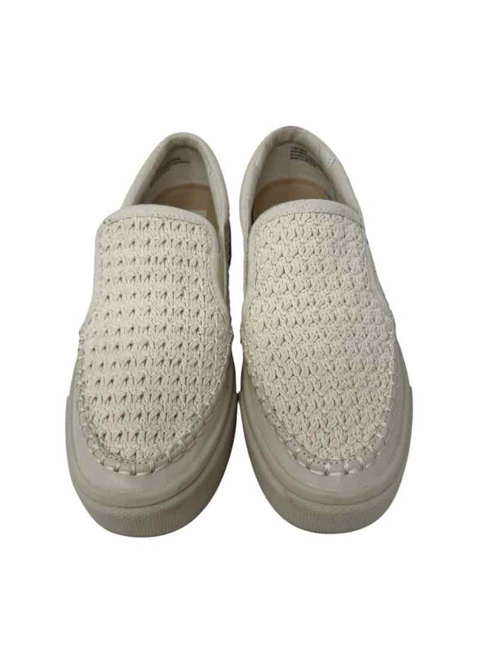 Shoe Size 7.5 Dolce Vita Cream Sneakers