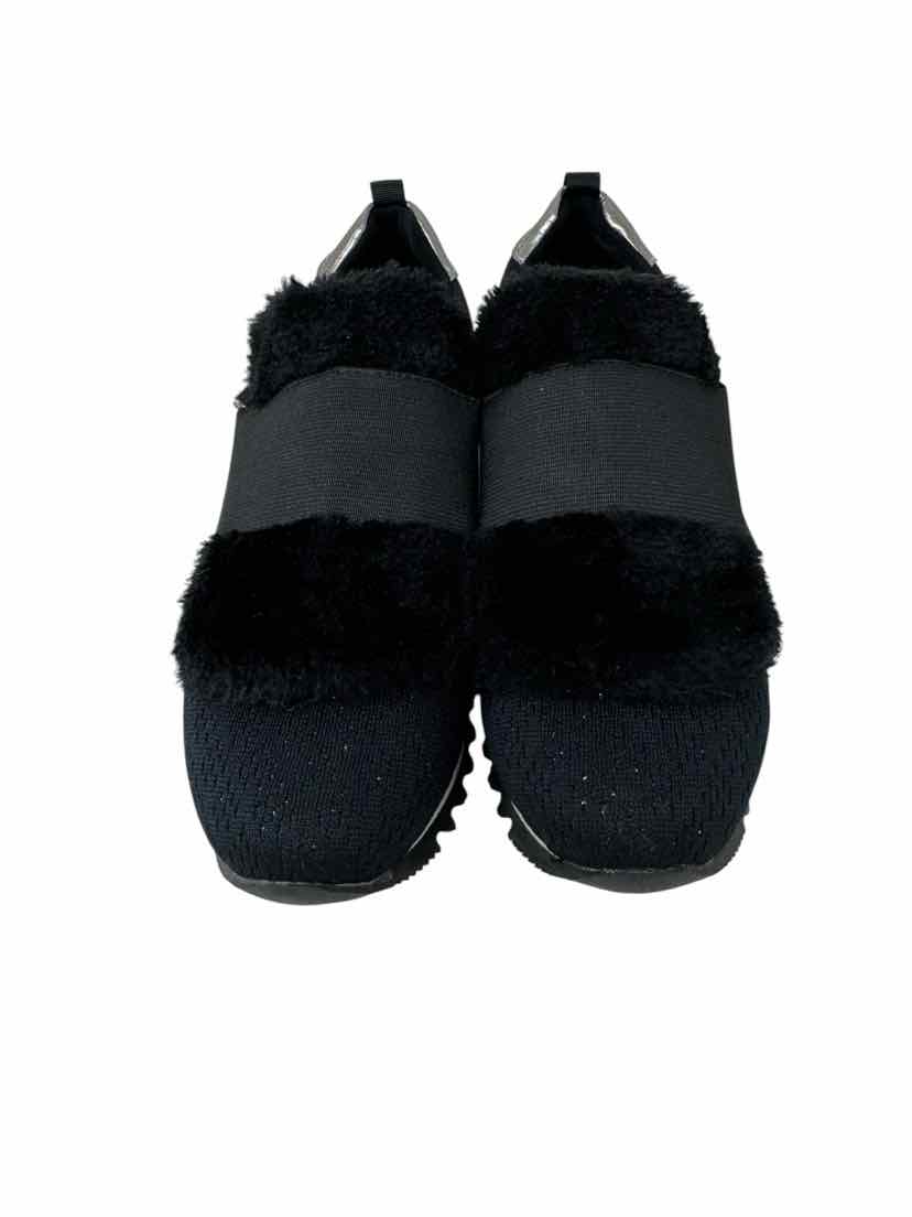 Shoe Size 6 Black Flats