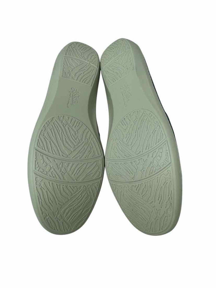 Shoe Size 9.5 LIFE STRIDE Blue Flats