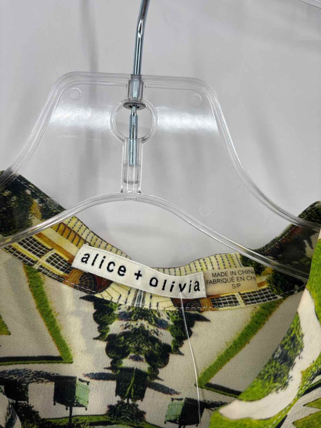 Size S Alice + Olivia Green Print Shirt