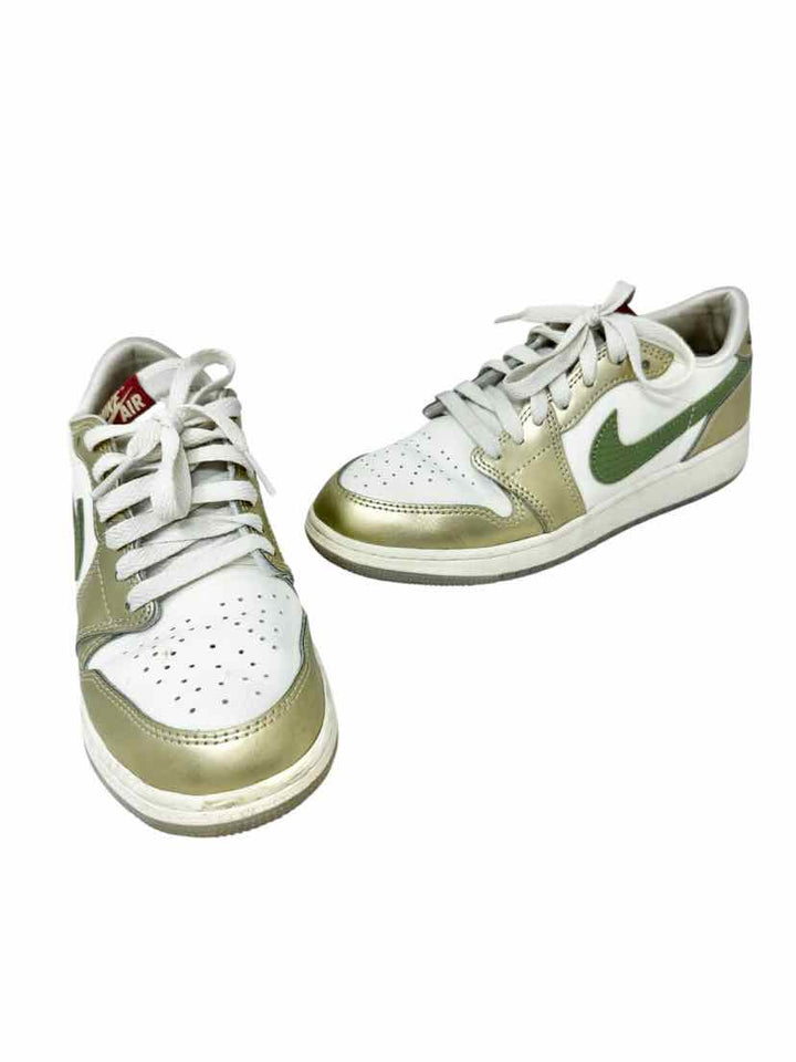 Shoe Size 7 Nike Multi-Color Sneakers